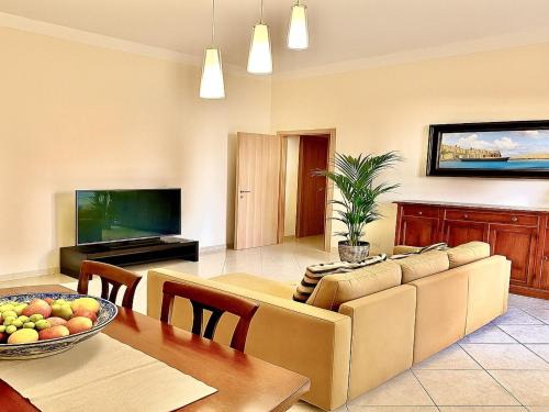 Vasto Apartment | Vacanze Napoli Centrale - Appartamento prestigioso ampio e luminoso vicino Stazione Centrale e Centro Storico