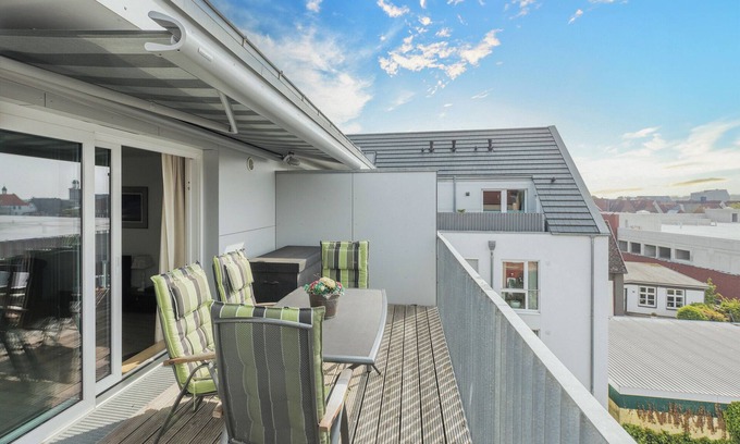 Zentrum Apartment | Vacation apartment Vis à vis zum Schloss in Husum for up to 4 people
