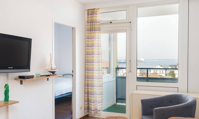 Laboe Apartment | Vacation apartment W32 in the recreation center Laboe