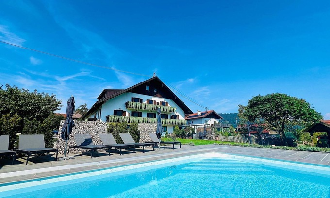 Attersee Apartment | Vacation apartments - Haus Leitner - Apartment 201 - Kronberg