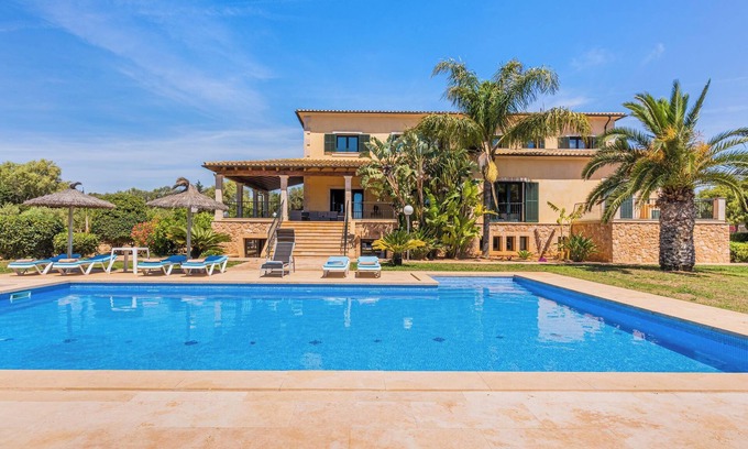 Ses Salines House | Vacation Home “Can Bou” with Mountain & Sea View, Pool, Wi-Fi, Balcony, Garden & Terrace