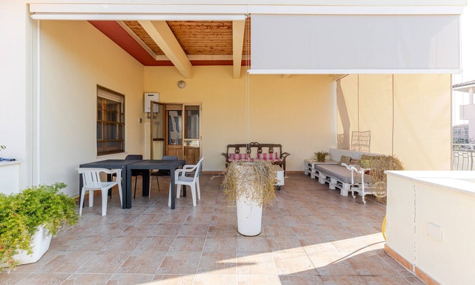 Oristano Historic Centre House | Vacation Home 'Cappuccini Apartment Superior' with Large Private Terraces & A/C