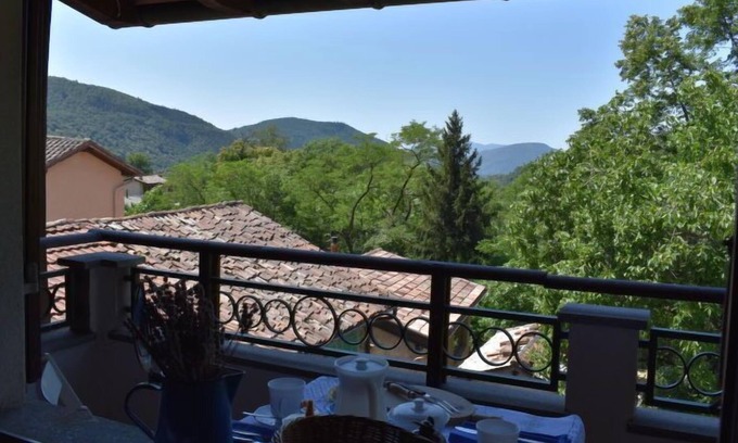 Mugena House | Vacation home Casa Elido & Gemma in Arosio-Mugena - 4 persons, 3 bedrooms