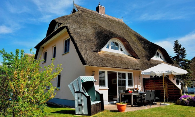 Born auf dem Darss House | Vacation home "Schipperhus" - semi-detached house approx. 100 m² for 2-6 persons
