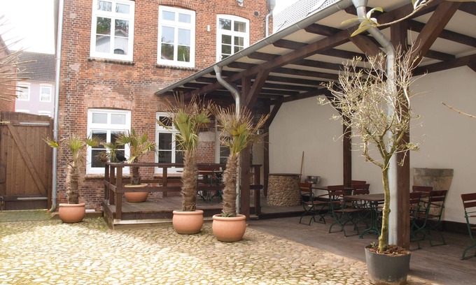 Zentrum House | Vacation home Lodge am Oxenweg in Husum for up to 14 people