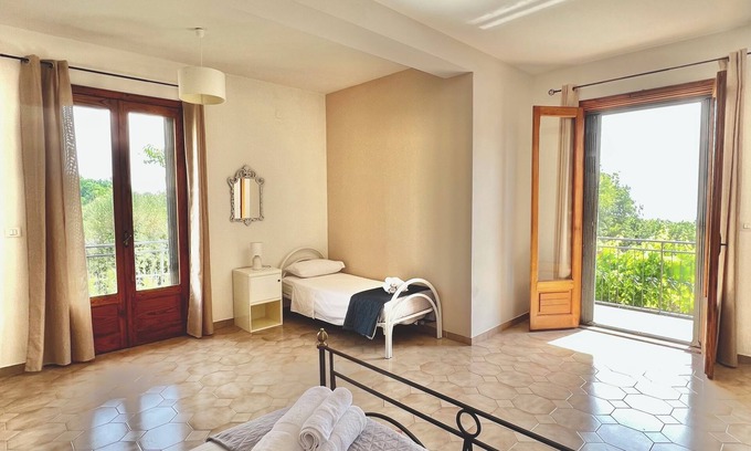 Santa Venerina Villa | VACATION HOME SAUTUFAO