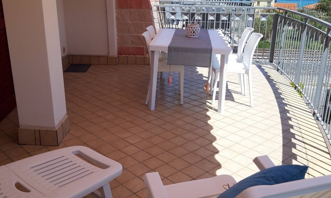 Vallevo Condo | VACATION SEA, HILLS, CYCLING, TREKKING, WALKING, FOOD WINE