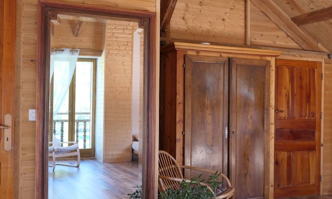 Molines-en-Queyras Bed & Breakfast | Val d Azur B C