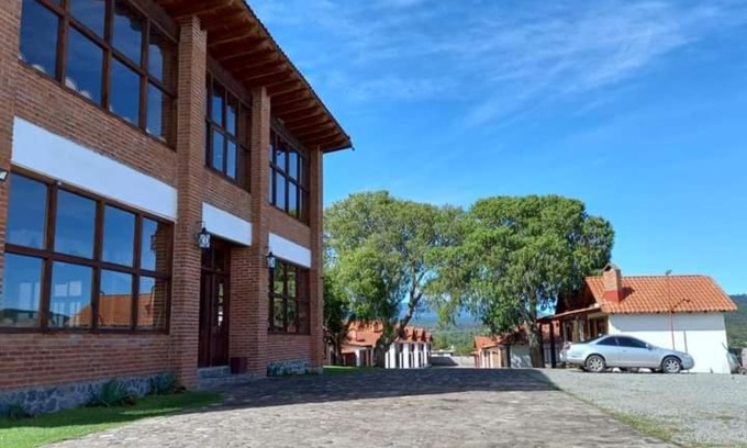 San Miguel Regla Hotel | Valle Magico