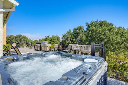 Vallejo House | Vallejo Home with Spacious Deck, Hot Tub and Views