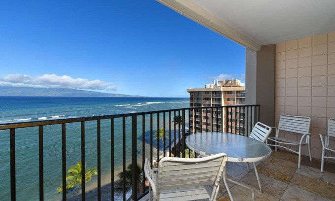 Kahana Apartment | Valley Isle 1206