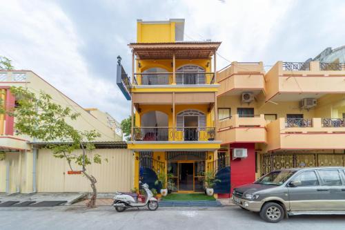 Kalapettai House | VARSHA PALACE, Near Rock Beach and Manakula Vinayagar Temple, White Town, Pondicherry