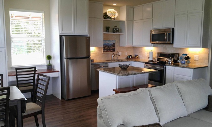 Dripping Springs Villa | Vast Hilltop views!nRelax, Lounge, Laze, Dally, Rest