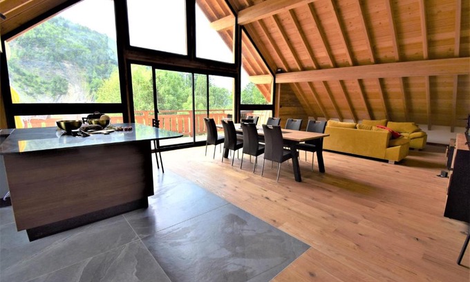 Vaujany Ski Chalet | VAUJANYLOCATIONS - Sertetsagne