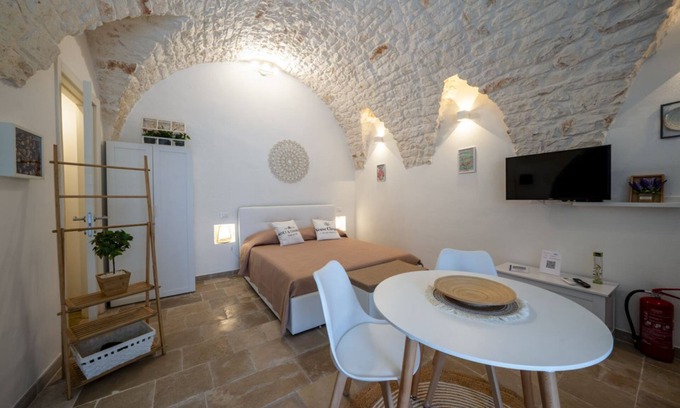 Ostuni Apartment | Velvet Maison: elegance and comfort in the 19th-century heart of Ostuni