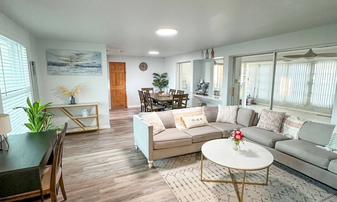 Venice Gardens House | Venice Cottage near Venice Beach
