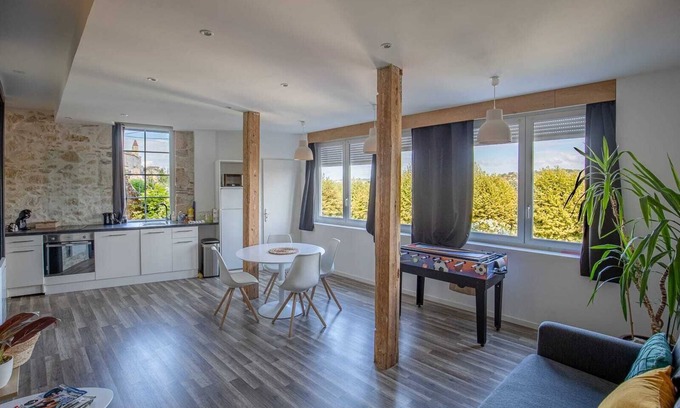 Auch Apartment | Vermeer, Neuf 50m2, 4m50 de loggia