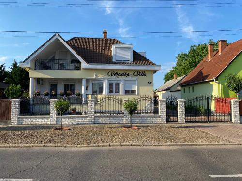 Hajduszoboszlo Apartment | Veronika Villa