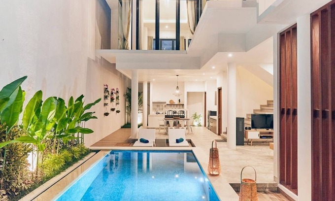Batu Bolong Villa | Very close to Echo Beach!