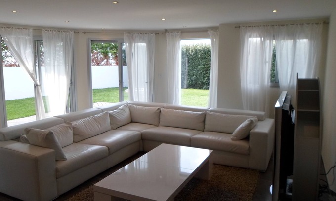 Ajaccio Apartment | Very nice 6-room apartment in ajaccio sanguinary sea villa at 20m