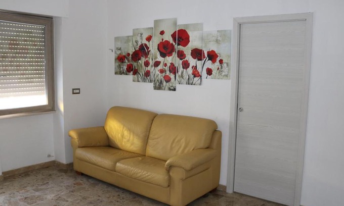 Aradeo House | via Bellini 57