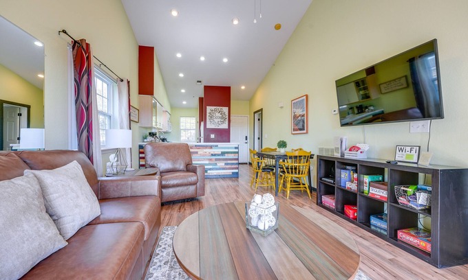 Branson Condo | Vibrant Holiday Hills Resort Condo w/Balcony