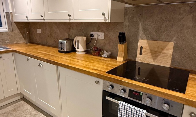 Napton-on-the-Hill House | Vicarage Hill Retreat