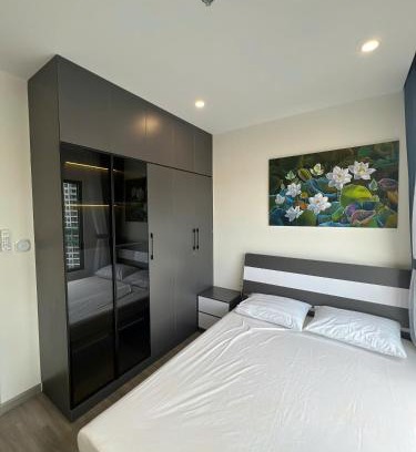 District 9 Apartment | Vicky Apartment