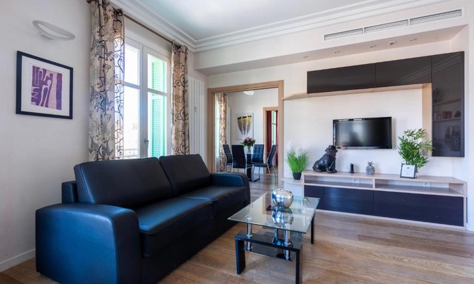 Gambetta Apartment | VICTOR HUGO - Modern and sunny, terrace, 2 baths