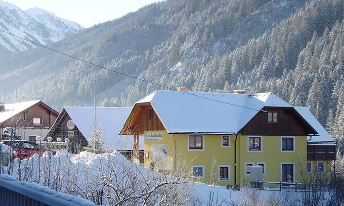 Grosssoelk Cottage | View Kleinsölk - Pension Langbrucker