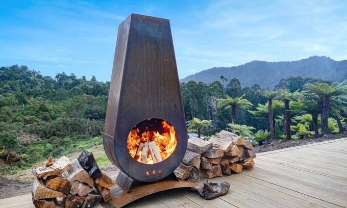 Kaiata Cabin | Viking Hut Odin Set Amid Rainforest w/Hot tub