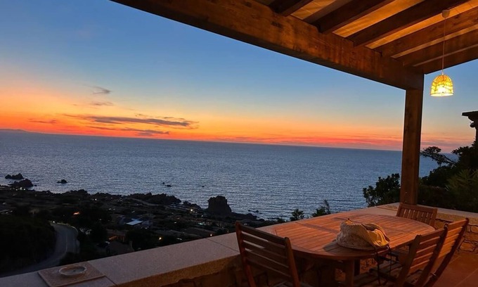 Trinita d'Agultu Villa | Villa with pool and exclusive romantic sunset