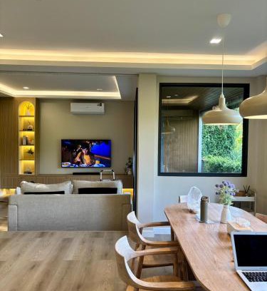 Samoeng Villa | Villa 107 with private patio and balcony