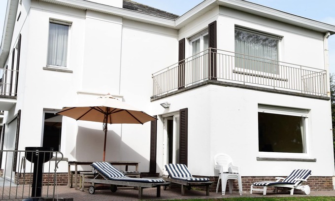 Albertstrand House | Villa 300 m from the beach (+ beach hut from mid-April to mid-September)
