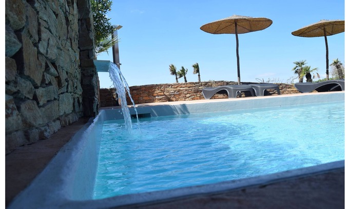 Palau-Saverdera Villa | Villa 4/5 pers with swimming pool 5 mns from the sea and Roses