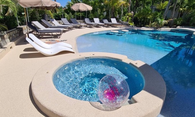 Orient Bay Apartment | Villa Adam & Eve – Luxury & Serenity in Saint Martin -Orient baie- 8to 16 guest