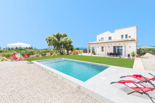 Majorca Villa | Villa Albaimar with swimming pool and garden