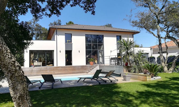 Labenne-Ocean Villa | Villa Architecte Lumineuse à 350m de la Plage Avec Piscine Chauffée