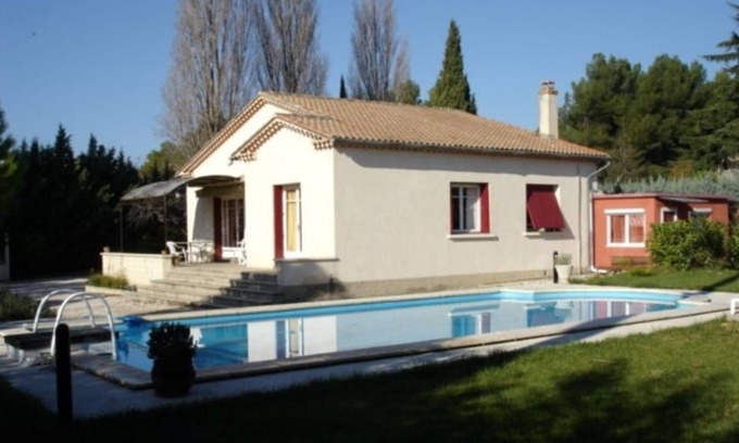 Mazan House | Villa Avec Piscine au Pied du Ventoux. Animaux de Compagnie Acceptés!