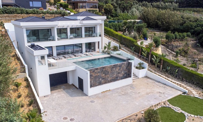 Ericeira Villa | Villa Barthelemy Ericeira luxury Villa Very beautiful sea view, Beach 400 m