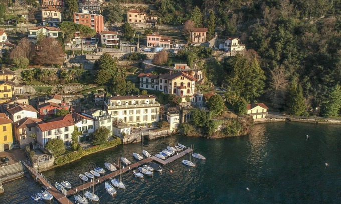 Torno Villa | Villa Benzi - Eight Bedroom Villa, Sleeps 16