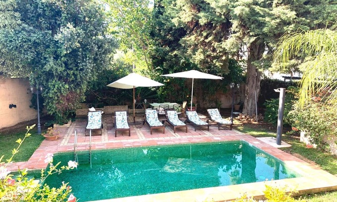 El Puerto de Santa Maria Villa | Villa, between the golf course and the beach, in Vistahermosa.