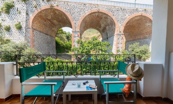 Succhivo Hotel | Villa Bina Sea Hotel