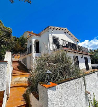 Lloret Blau Villa | Villa Blanca Lloret de Mar