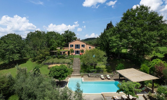 San Casciano dei Bagni Villa | Villa Cascia promoted by WeekHomes.com