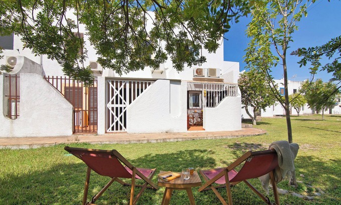 Conceicao e Cabanas de Tavira Villa | Villa "Casa da Gomeira" with Garden & Wi-Fi