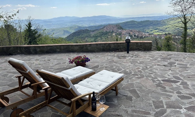 Roccastrada Villa | Villa Casale "Il Diaccio" with panoramic views of the Tuscan Maremma