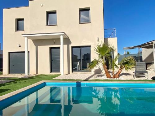 Serignan Villa | Villa climatisée pour 8 personnes avec piscine privée