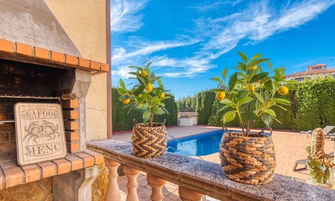 Condado del Jaruco Villa | Villa 'Costacabana - Roxy' with Private Pool, Private Terrace and Wi-Fi