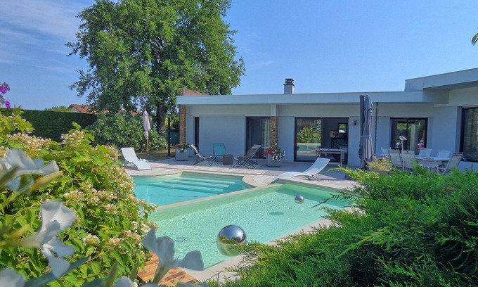 Beautiran House | Villa D'architecte Avec Piscine, 15 min de Bordeaux